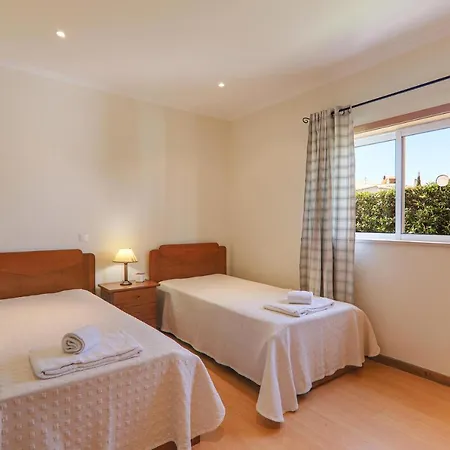 Albrena Ii * Guia (Faro)